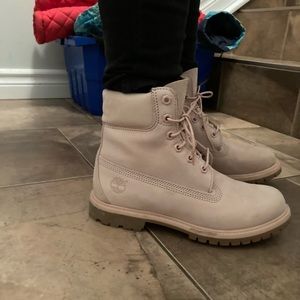 Timberland size 8 boots